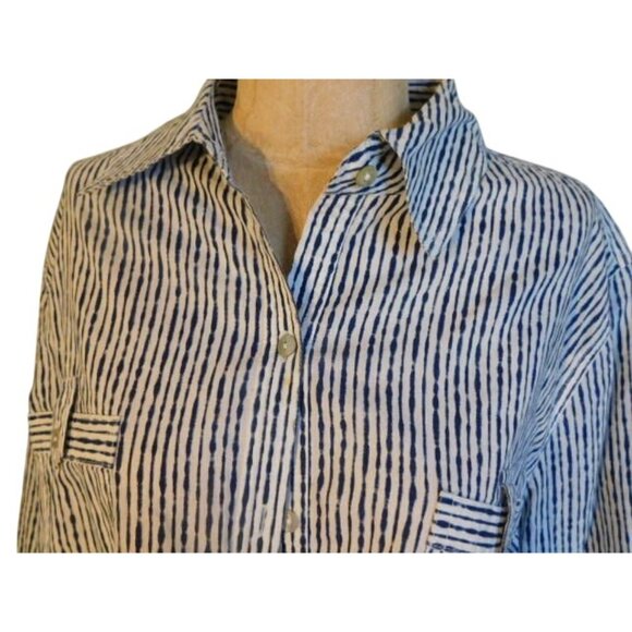 Chico's Size XL (3) Navy Blue White Button Down 3/4 Sleeve Shirt Top - Picture 2 of 3